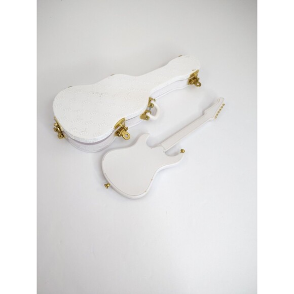 Rainbow High Carmen Major Rockstar Guitar and Case ONLY No doll, no strap - Picture 3 of 13